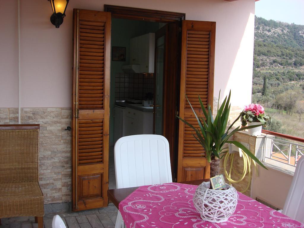 Villa Melina 1 코이니라 객실 사진