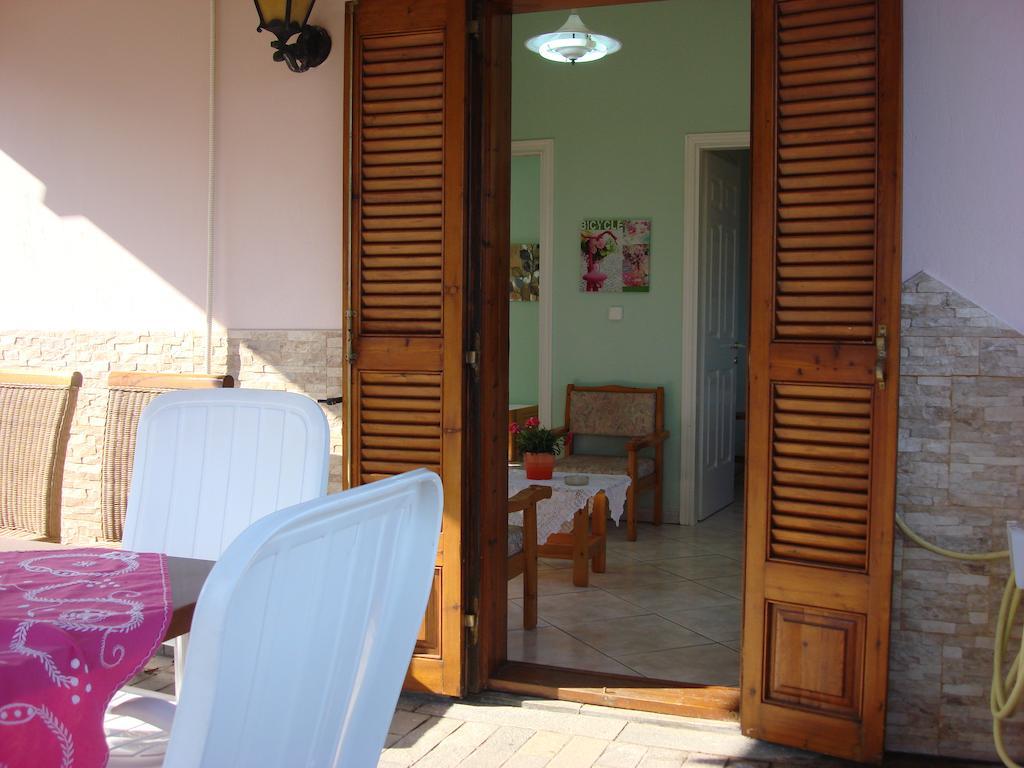 Villa Melina 1 코이니라 객실 사진